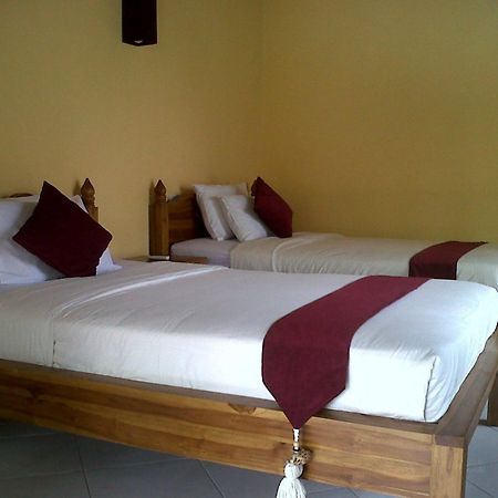 Mutiara Bali Hotel Candidasa Exterior foto