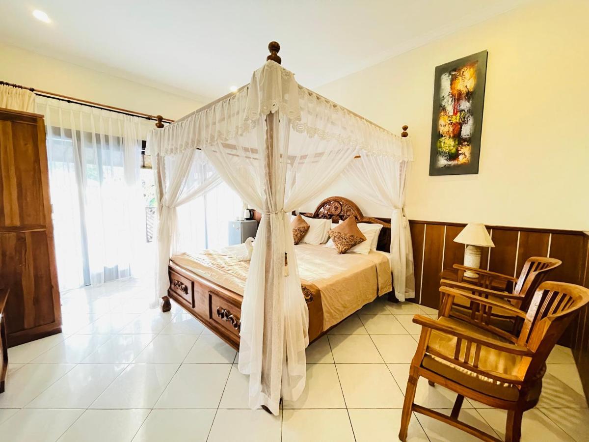 Mutiara Bali Hotel Candidasa Exterior foto