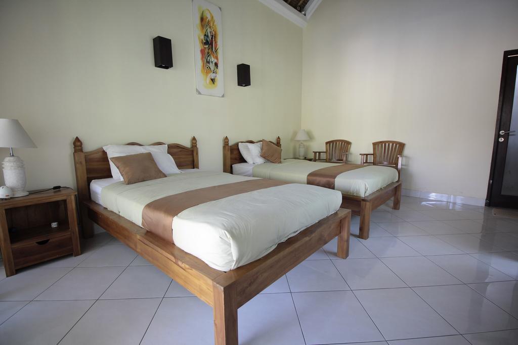 Mutiara Bali Hotel Candidasa Exterior foto