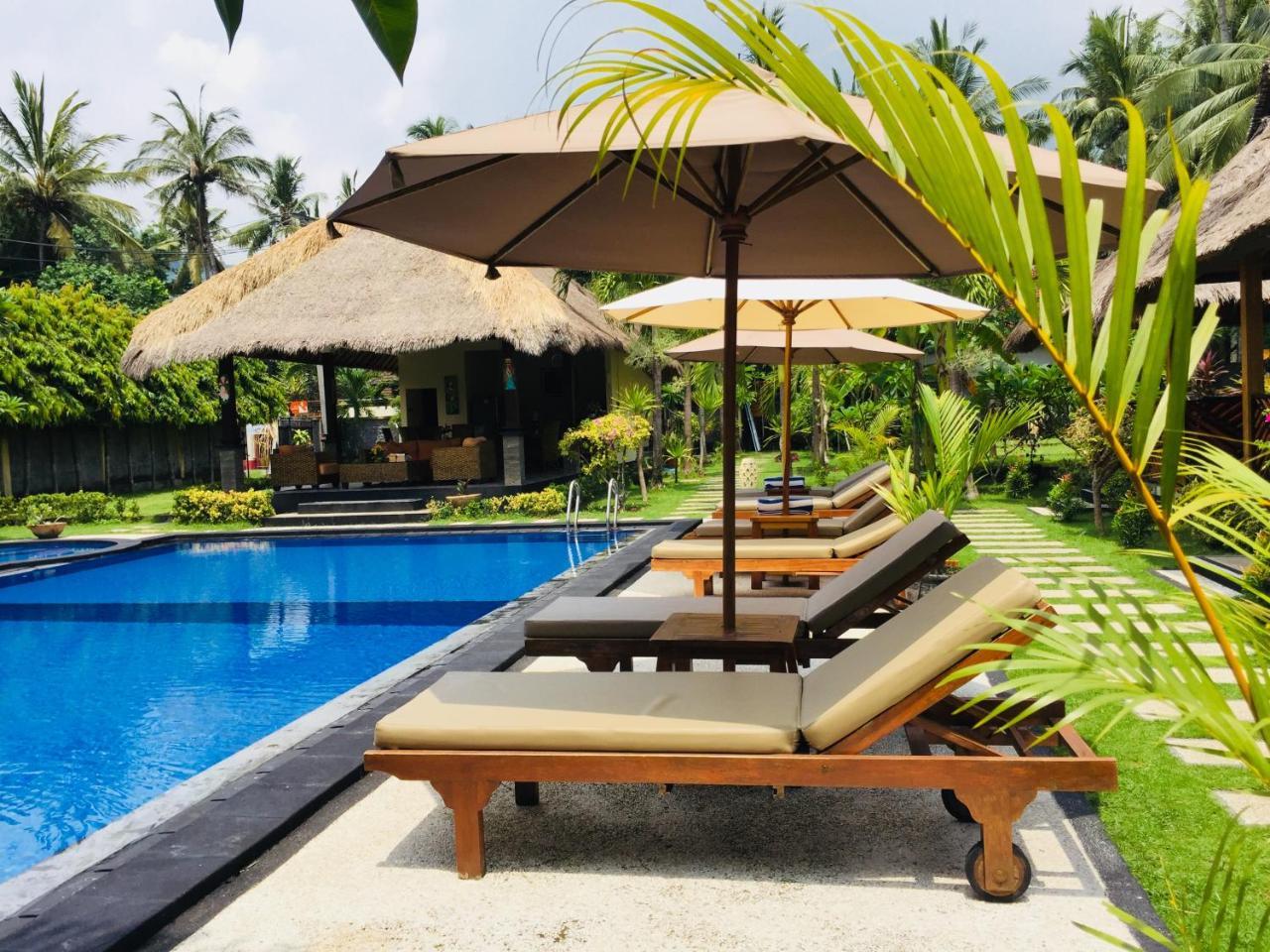 Mutiara Bali Hotel Candidasa Exterior foto