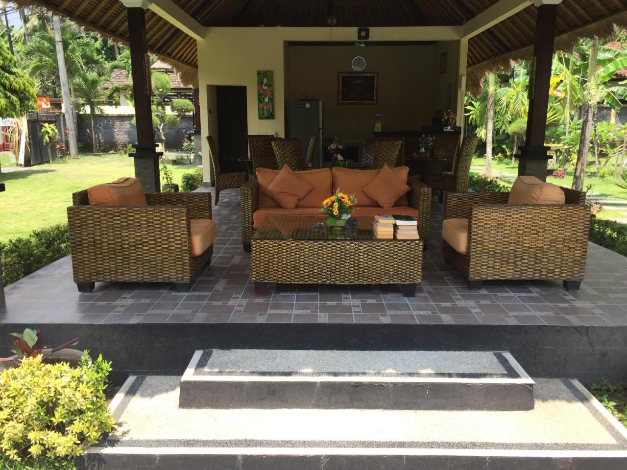 Mutiara Bali Hotel Candidasa Exterior foto