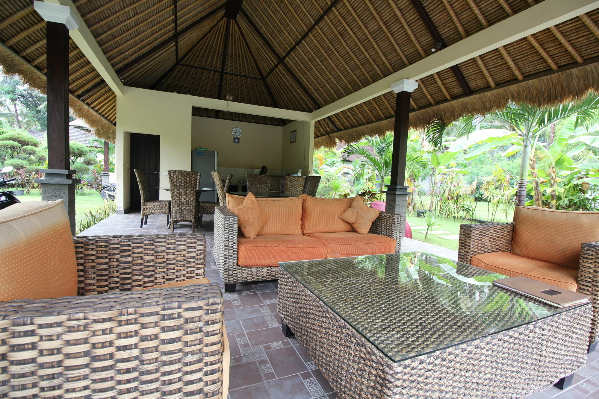 Mutiara Bali Hotel Candidasa Exterior foto