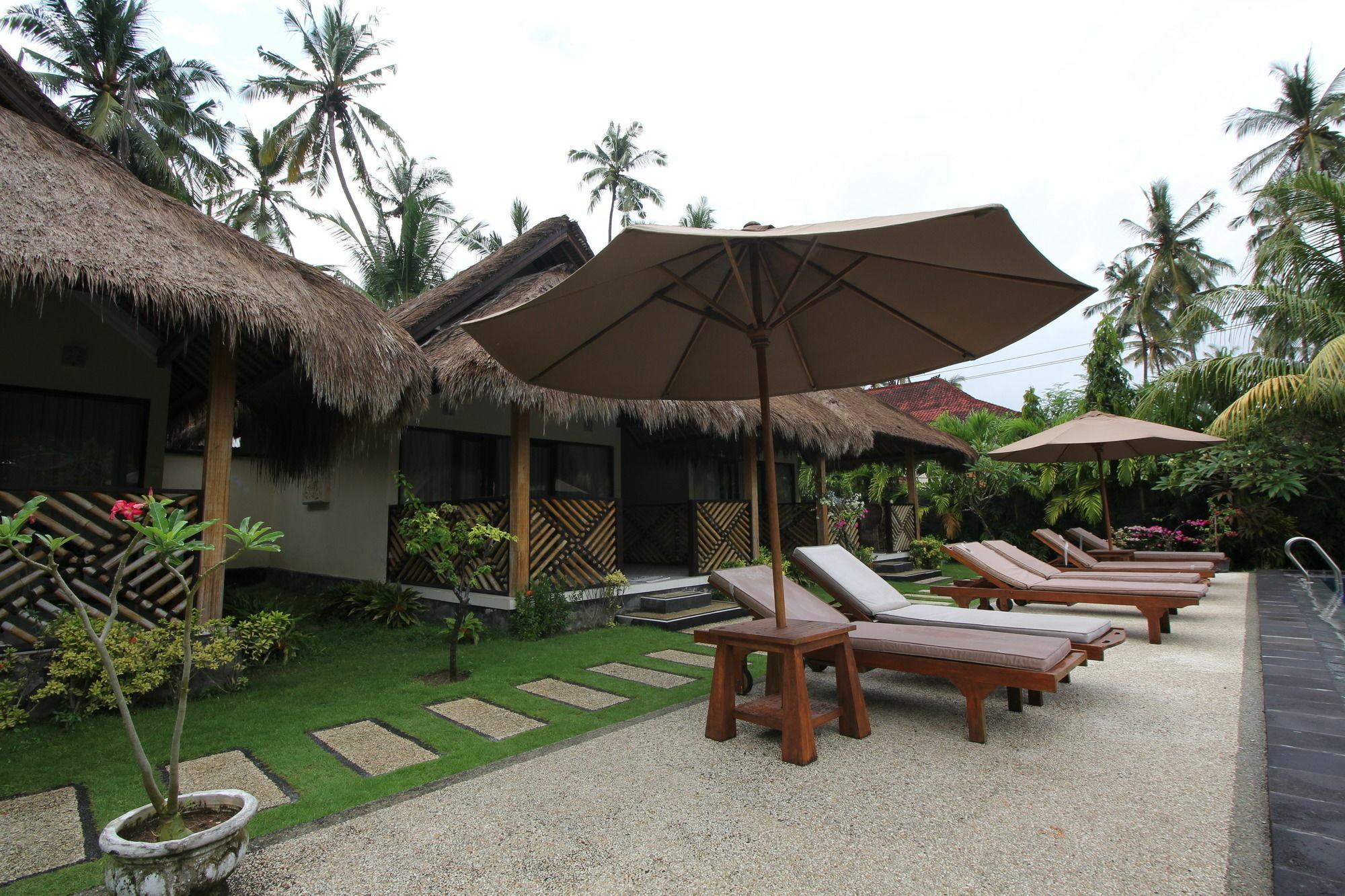 Mutiara Bali Hotel Candidasa Exterior foto